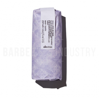 Davines MORE INSIDE Спрей - праймер для блеска и объёма волос, защиты от влаги 250 мл